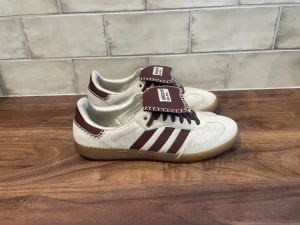 Adidas Wales Bonner Samba Pony Tail  - Adidas Samba Pony Tail Wales Bonner | Skicket är 9/10 - Storlek 44 EU | Pris 3399 kr | Otroligt feta och limiterade skor! | Hör av er vid frågor och funderingar! 