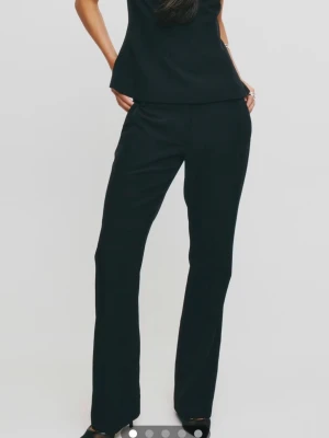 Vera kostymbyxor - Använda fåtal gånger, inga defekter 