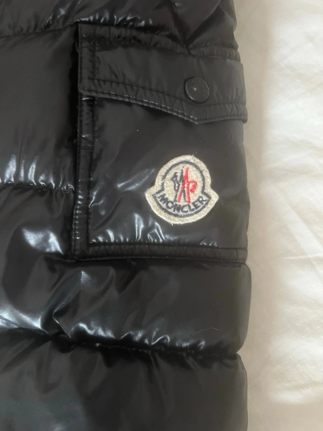 Svart dunjacka från Moncler - 1