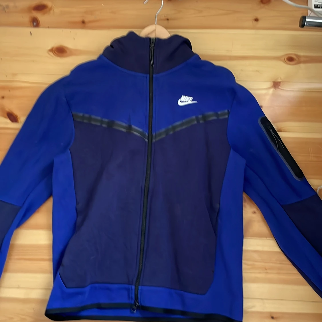 Nike tech