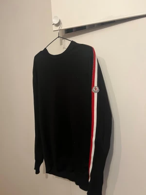 Svart stickad tröja xl - Svart stickad tröja  xl