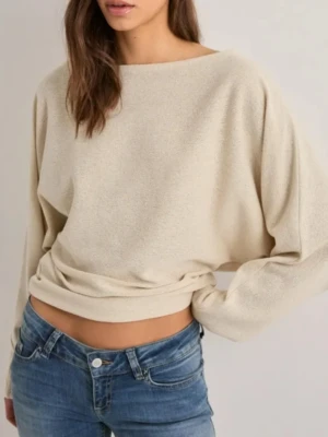 Effortless Knit Ls Sweater  - Effortless Knit Ls Sweater från Nelly i storlek XS. Aldrig använd och med prislappen på. Nypris: 349 kr men nästan helt slutsåld på hemsidan