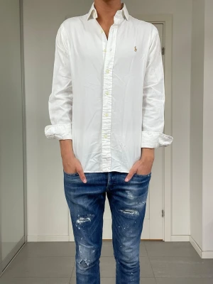 Polo Ralph Lauren Skjorta  - Säljer nu denna Polo Ralph Lauren Skjorta, skriv för fler bilder/frågor🙌🏼