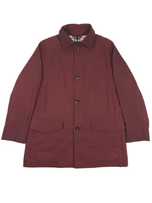 Burberry Trench Coat - •The Trench Coat has been gently used and is in very good condition • Size: M •Color: Burgundy • Retail price: 15000Sek •Pit to Pit: 58,5cm Length: 79cm