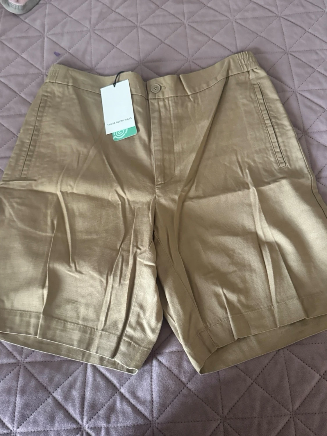 Beige shorts från The Glory Days