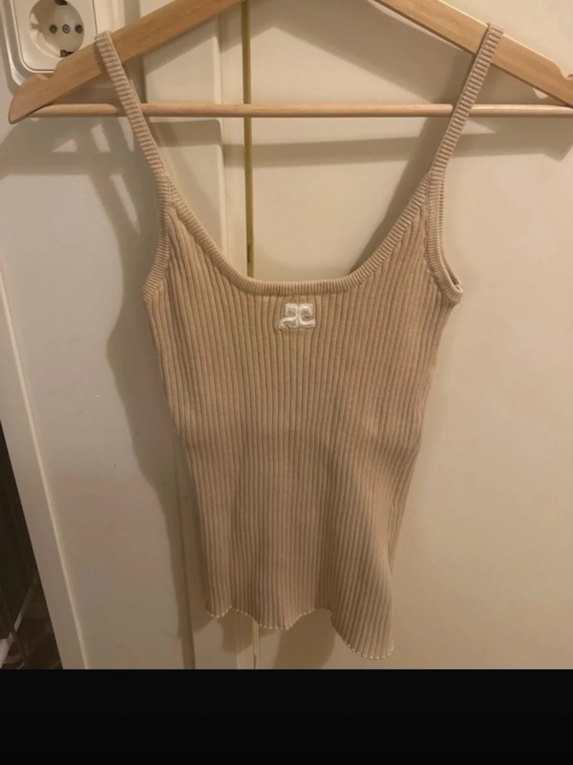 Beige ribbad linnetopp Courrèges