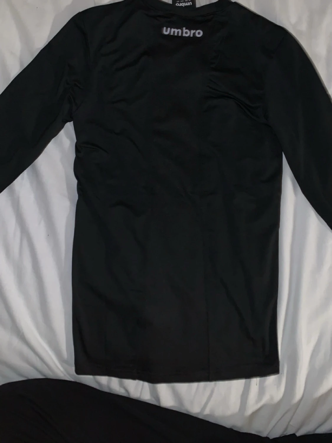 S. Svart långärmad tight träning Umbro  - 2