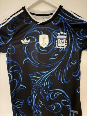 Argentina - Finns i S och M