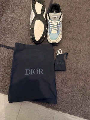 Zara  - Baby blue sneakers b30
