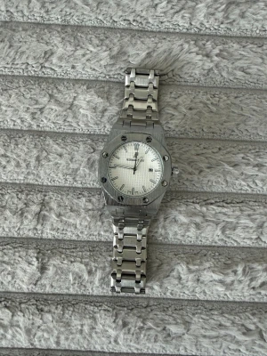 AP silver and white watch - Brand new