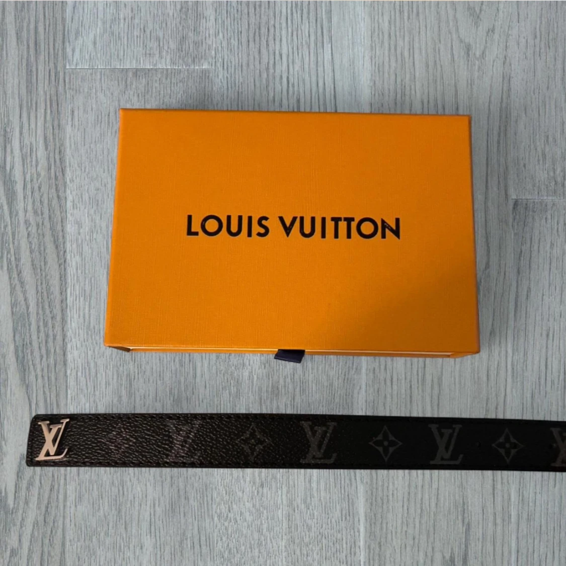 Louis Vuitton svart armband - 2