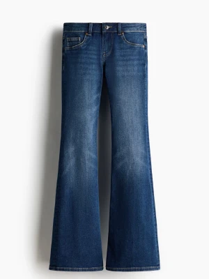 Bootcut jeans - Jeans ifrån hm! Använda en gång så säljer därpfr. Jag är 167 och de passar mig i längden.