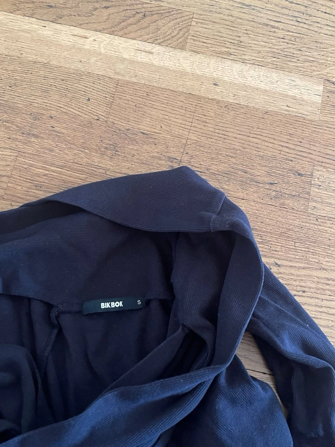 Svart offshoulder topp - 2