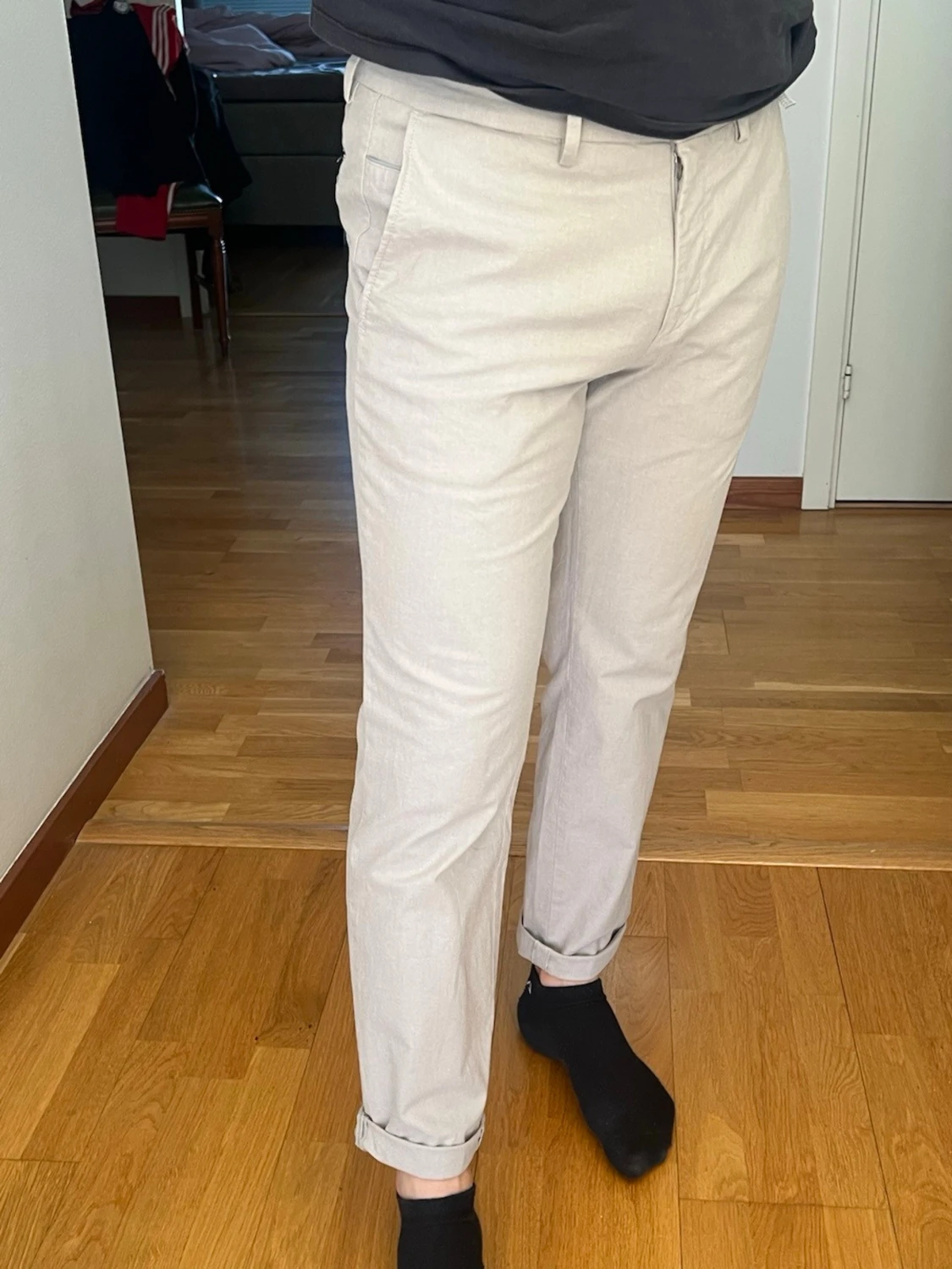 Beige chinos med rak passform - 1