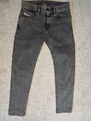 Diesel jeans  - Oanvända diesel jeans i storlek 29/30. Är straight i modellen. 