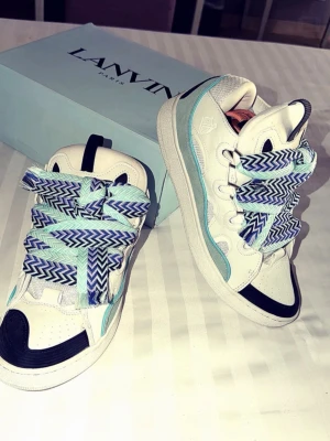Lanvin - Lanvin sneakers som är för stora.🫩