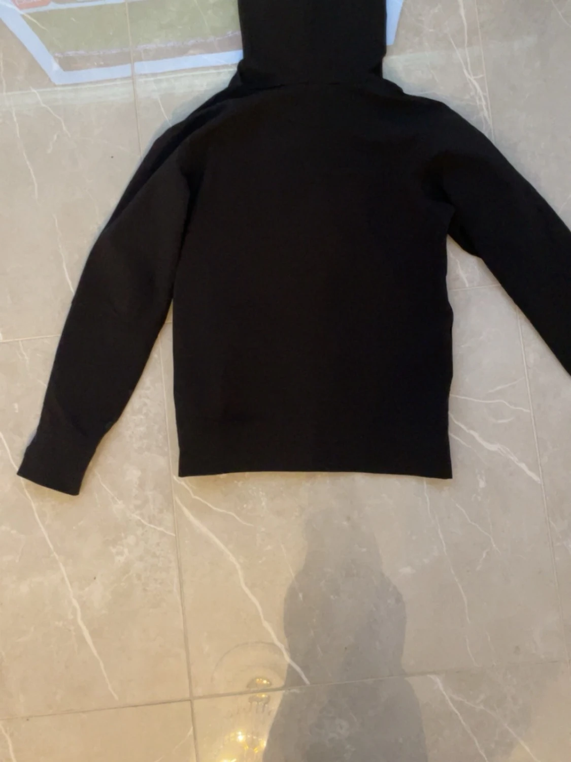 Svart hoodie med dragkedja från Prada - 1