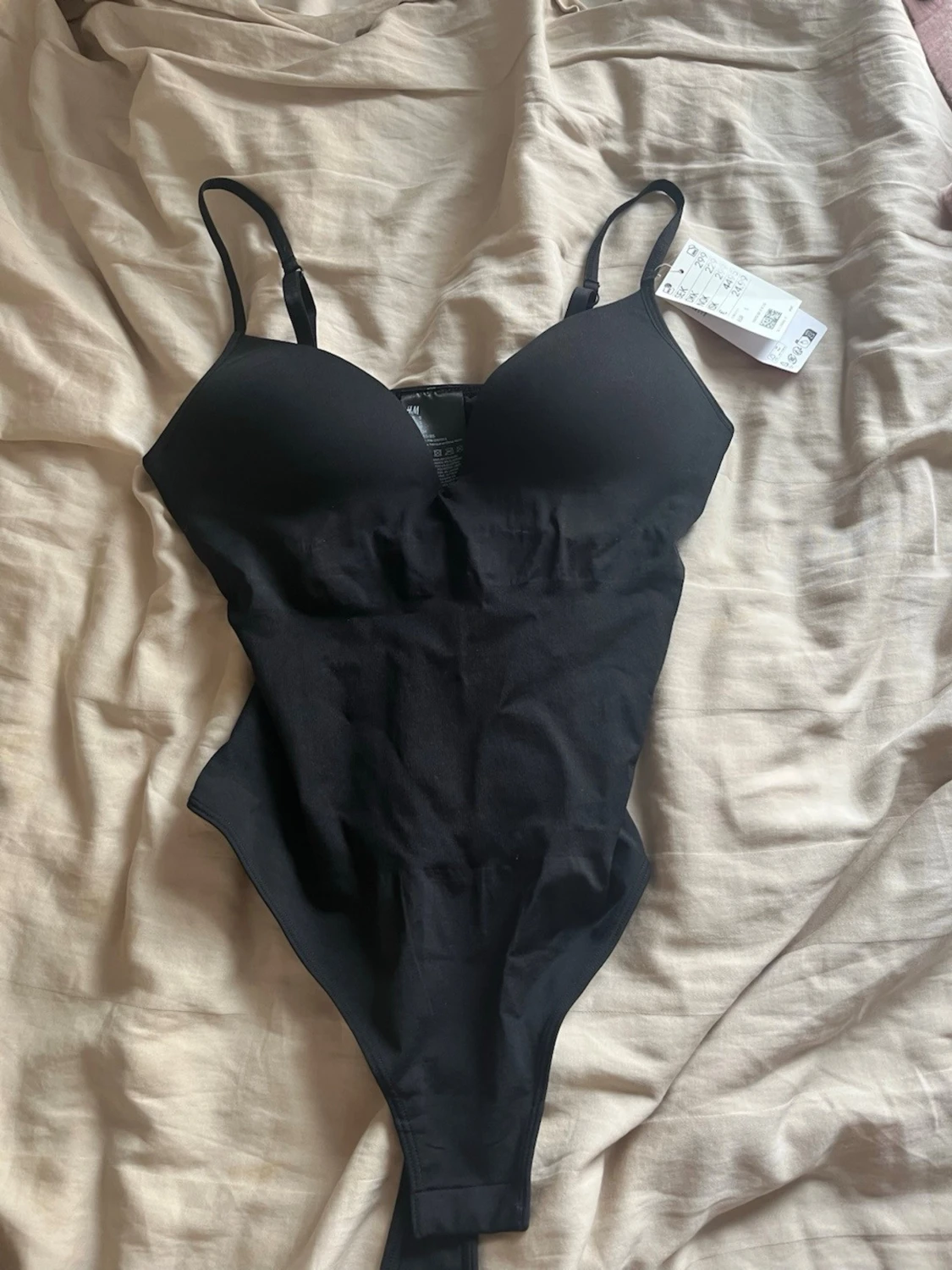 Svart shaping-body med bygel - 1