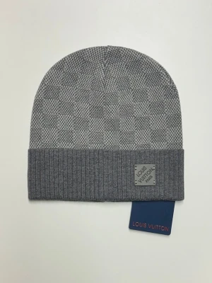 Lv Mössa  - Helt ny aldrig använd. Storlek: One Size. Snabb frakt