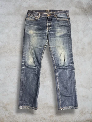 A.P.C JEANS  - Otroligt feta jeans från A.P.C | Strl: 30 | Hör av dig vid intresse eller om du undrar någonting! 