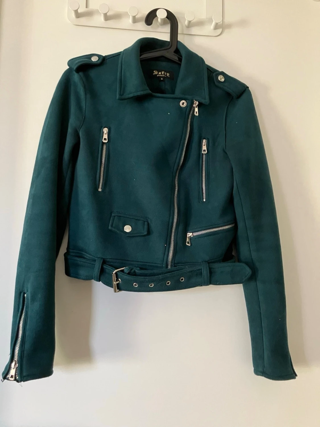 Mörkgrön biker skinnjacka med bälte - 1