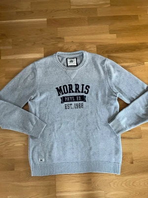 Morris tröja  - Snygg och fräsch stickad tröja. Inga defekter. Skriv för fler frågor eller mått