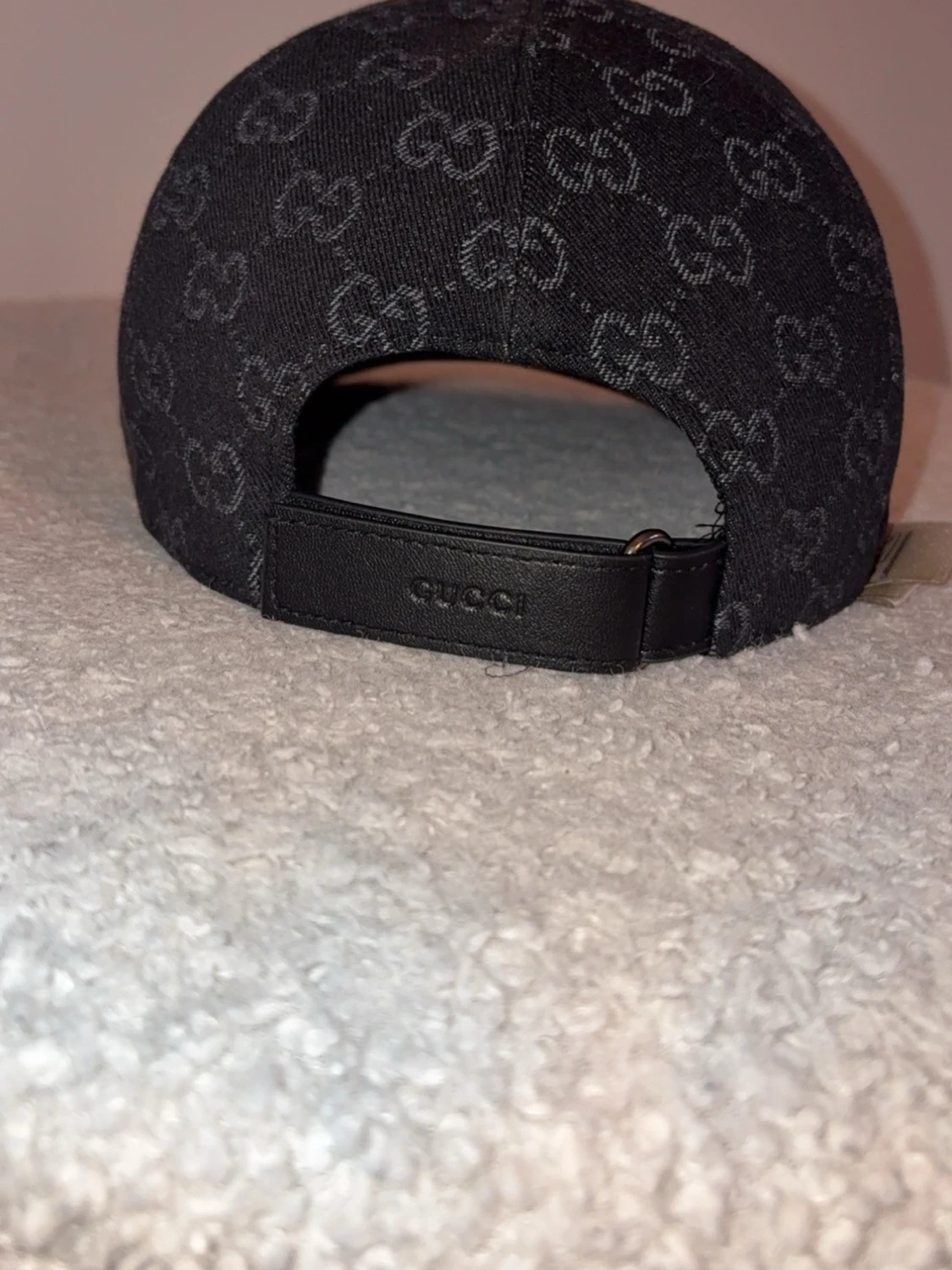 Svart keps från Gucci med GG-mönster - 2