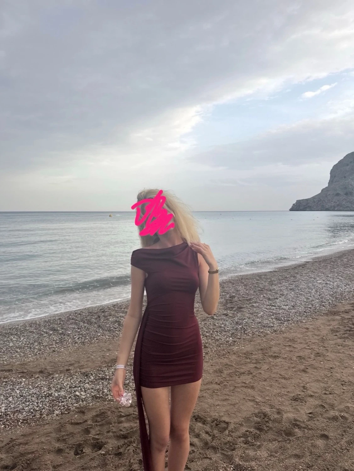 Vinröd klänning❤️