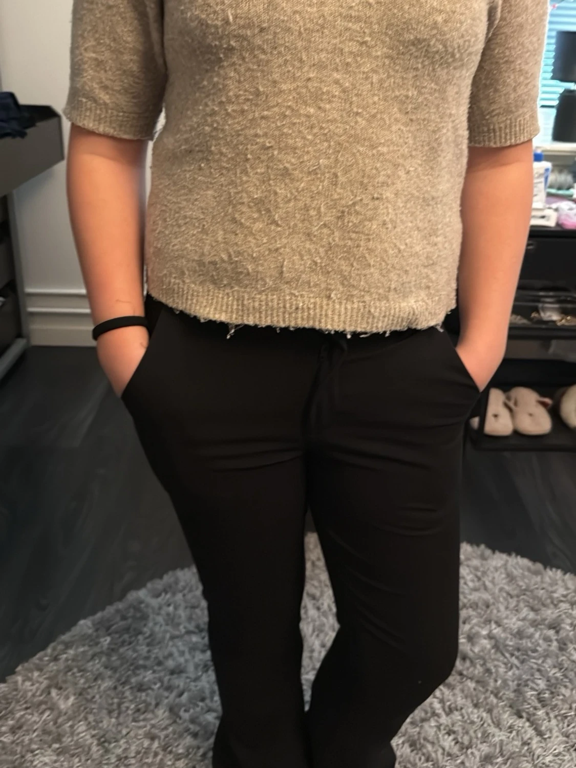 Beige stickad tröja från GRUNT