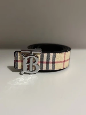 Burberry bälte - Helt ny