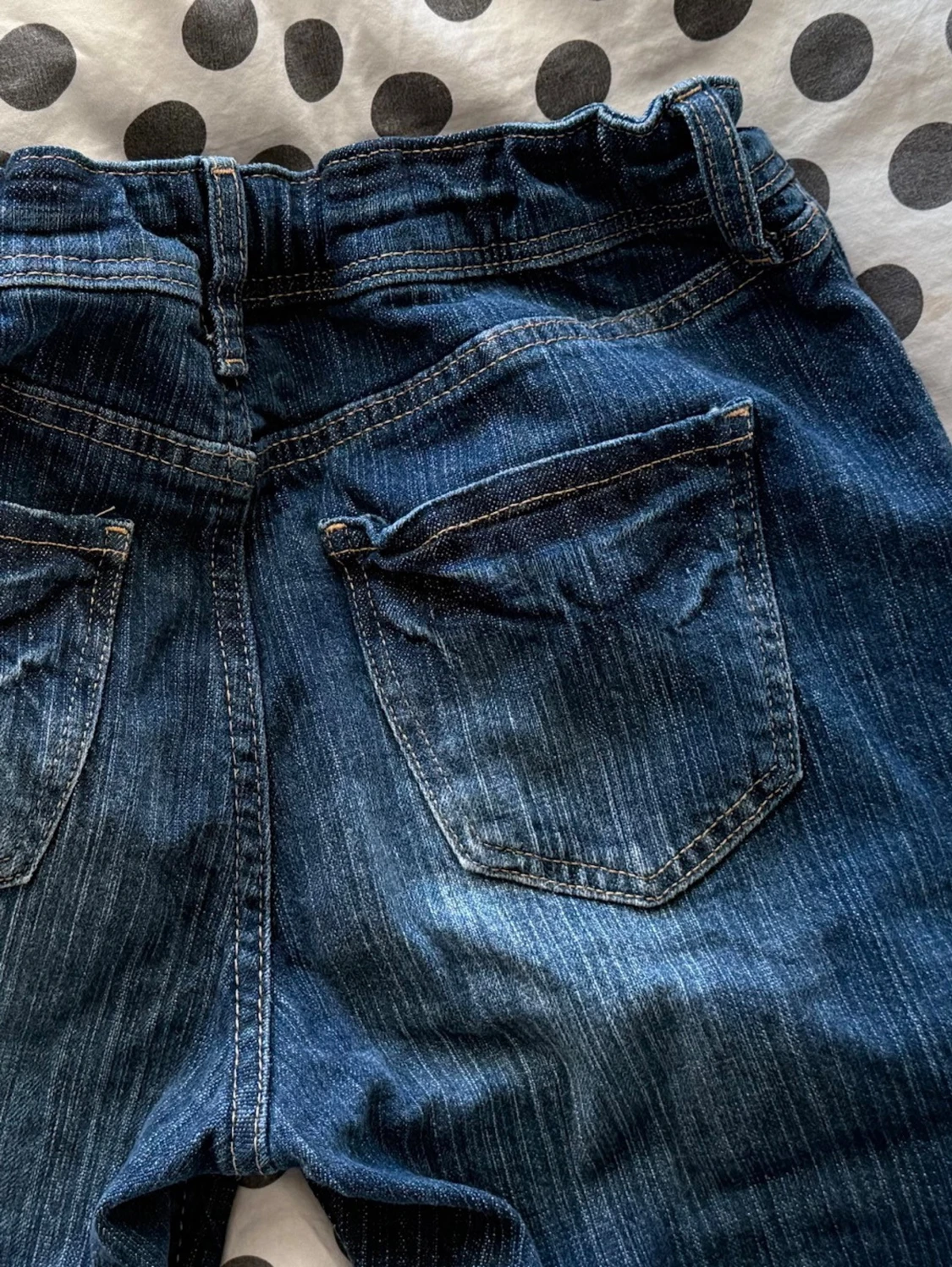 Utsvängda jeans - 1