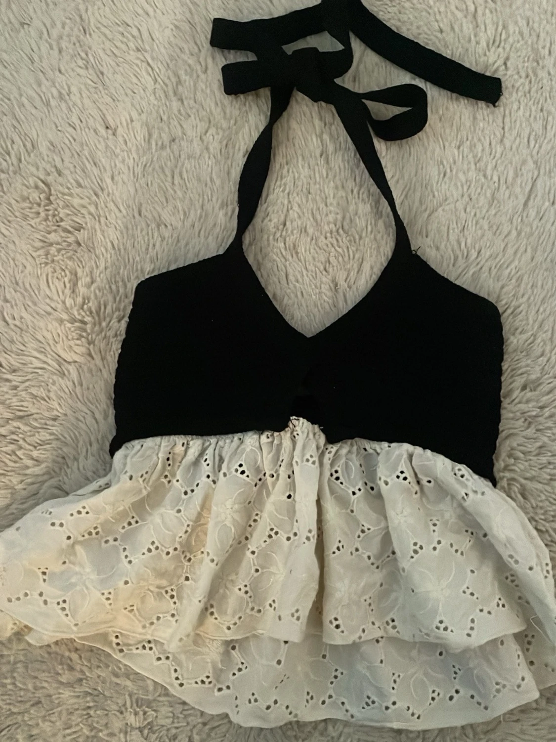 Svart och vit halterneck topp från Zara