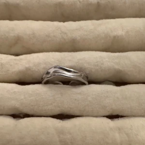 Rostfria ring  - Justerbar 