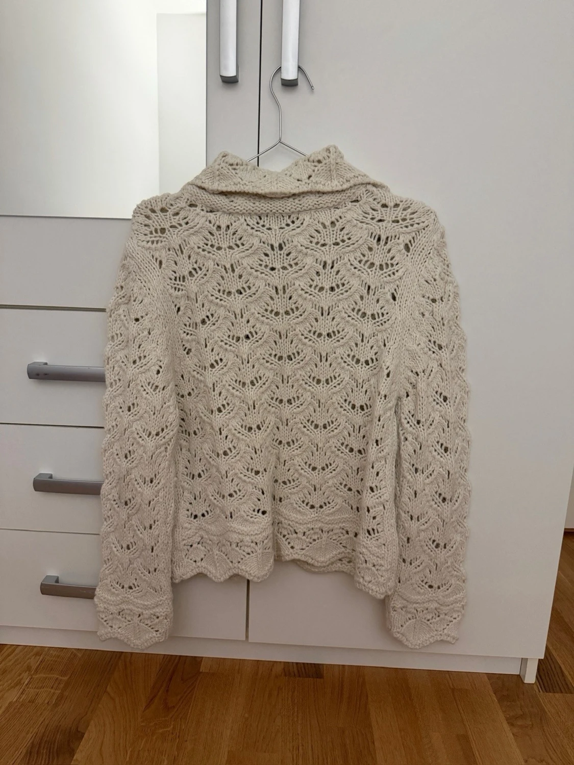 Vit stickad kofta från Zara - 4