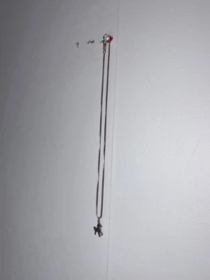 Halsband ifrån glitter  - Använt fåtal gånger