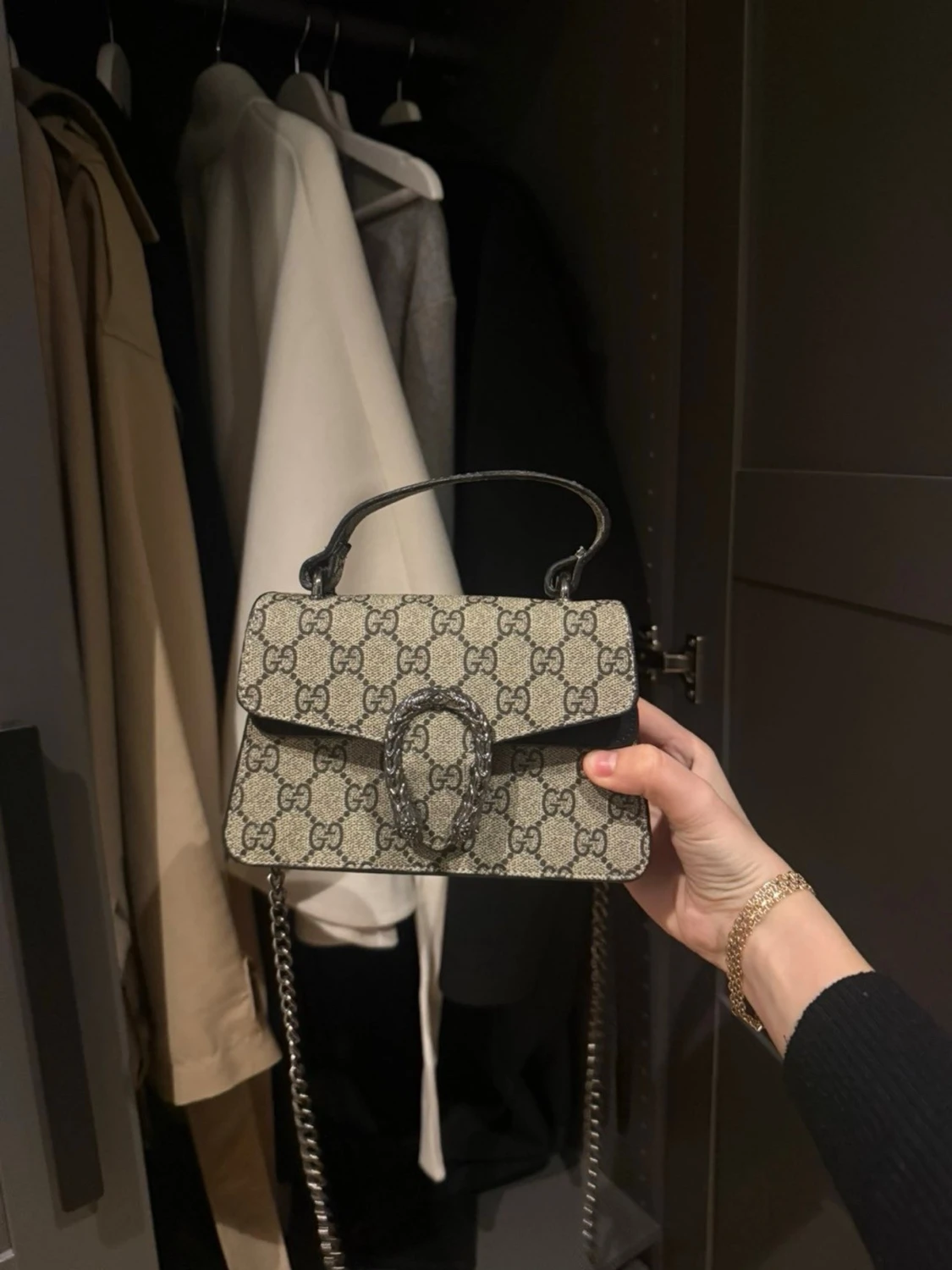 Snygg beige handväska