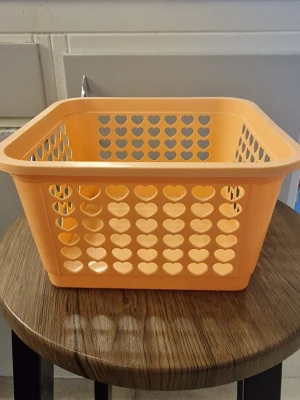 Förvaringlåda/CD låda 2 st - Förvaringslåda/CD låda. 17 cm × 17 cm bred.