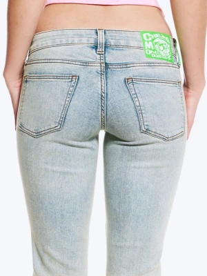 Helt nya jeans från Weekday - Lågmidjade jeans som ja säljer då de ej passar mig.