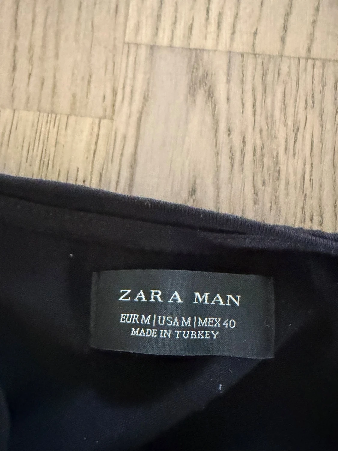 Svart t-shirt med paljettpanter Zara Man - 1