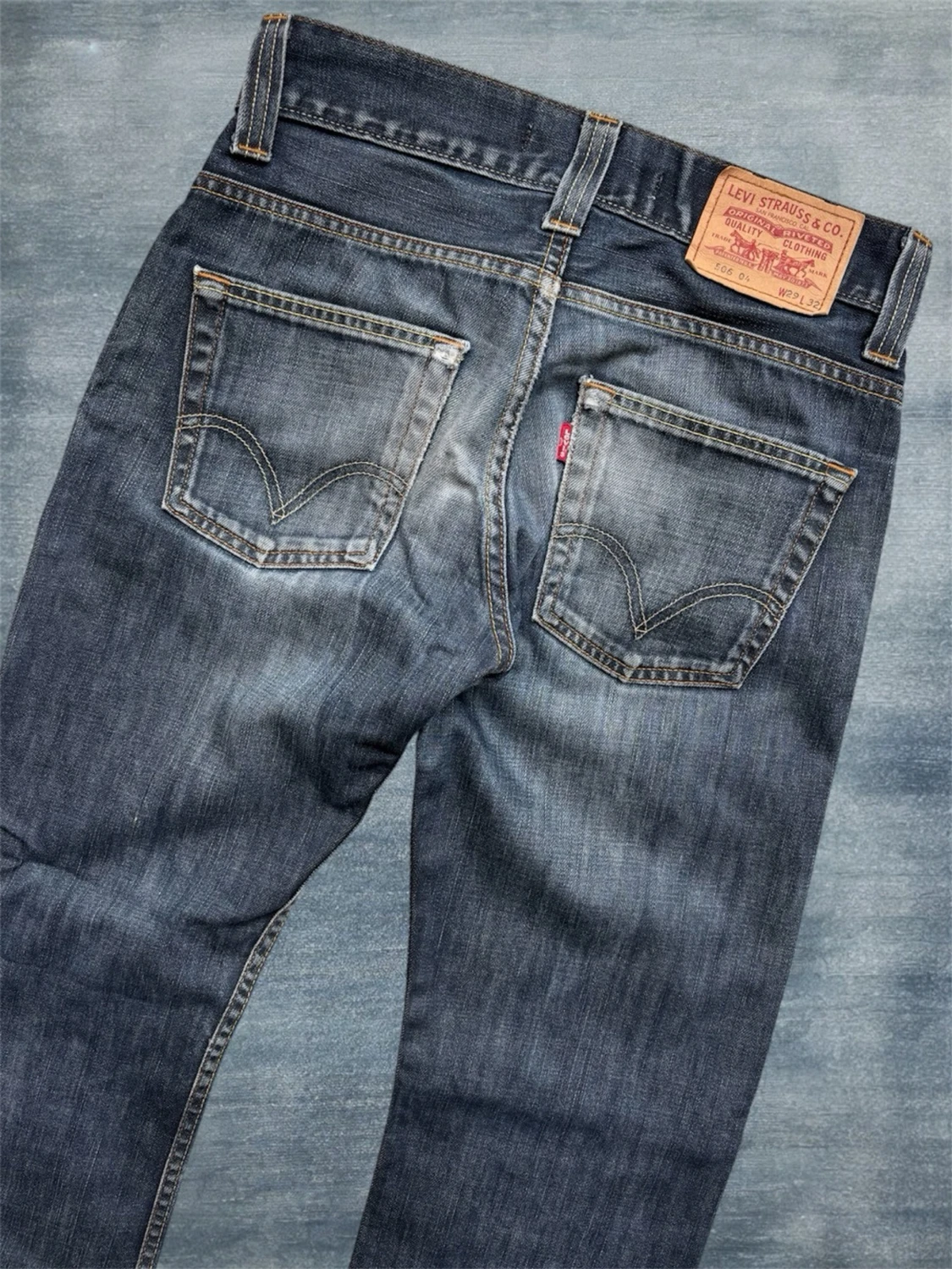 *Straight/Bootcut* Levi’s 506  - 2