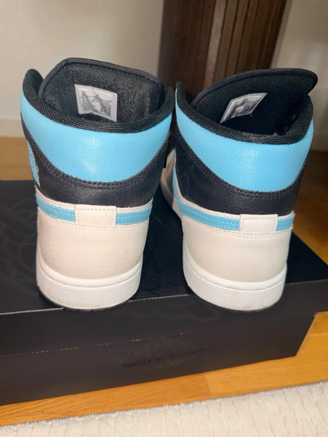 Nike Jordan - 4