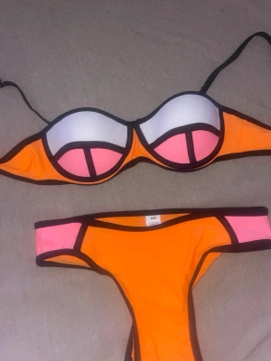 2016 bikini - 2016 triangl likande bikini aldrig använd