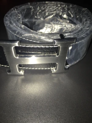 H bälte  - Fraktar inom 24 timmar 