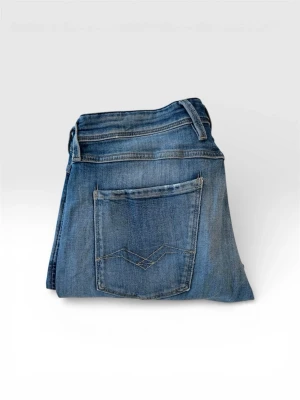 Replay Anbass  jeans  - Replay Anbass   jeans i storleken W34/L32✅ Skick 9/10✅ Passform slim✅ Pris:399✅ Skriv vid minsta fråga ✅🕰️