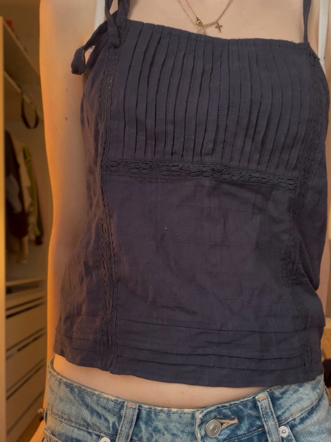 Mörkblå linnetopp med knytband - 1