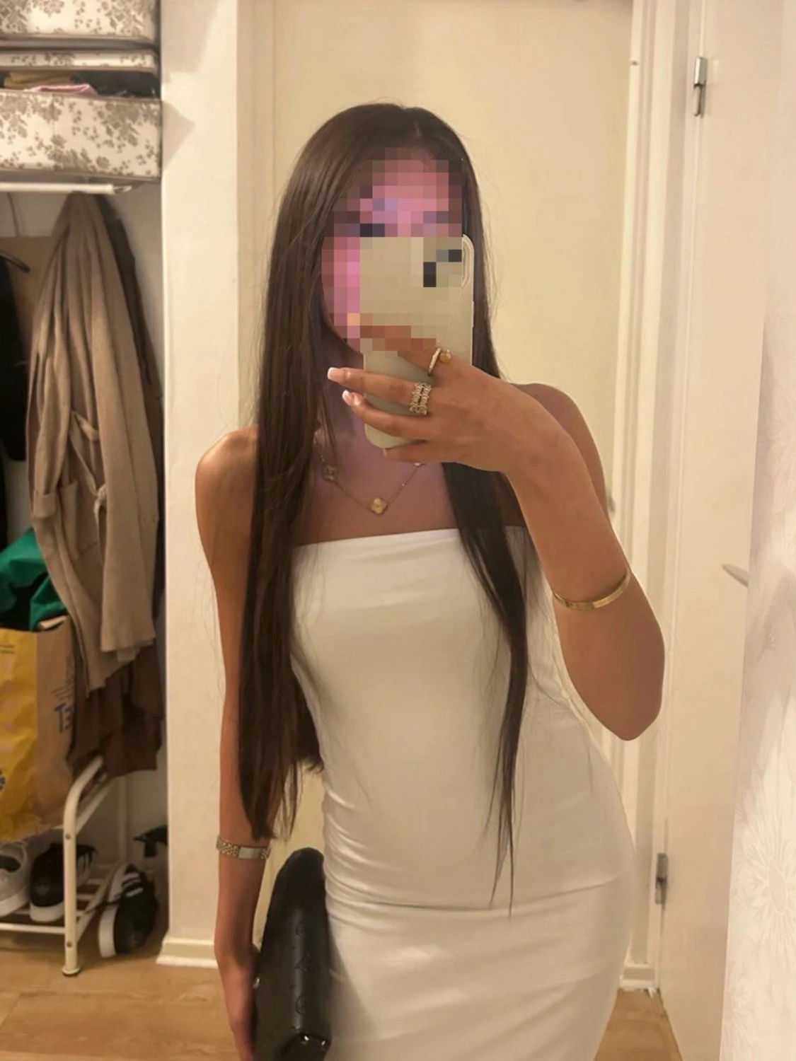 Vit axelbandslös långklänning - 2