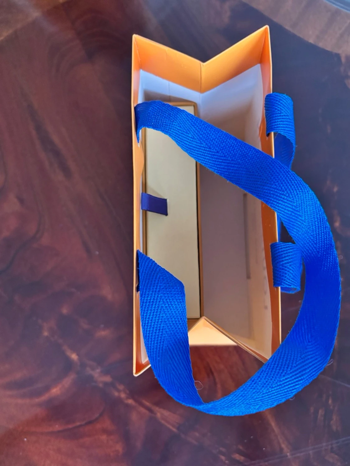 Lyxigt Svart Armband - 3