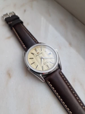 Custom Seiko mod (GS) - 40mm case med polerade/borstade detaljer Beige GS tavla med bambu-textur Polerade visare Seiko nh35 urverk