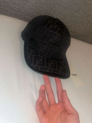 Fendi keps  - Helt nytt skick, tags ingår 
