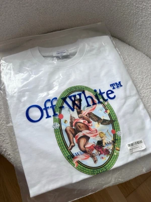 Oversize T-shirt  - Oanvänd 